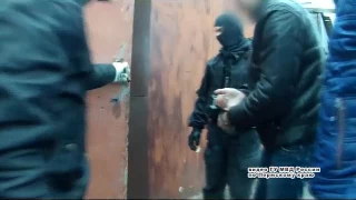 Полицейские опубликовали видео задержания наркопроизводителей