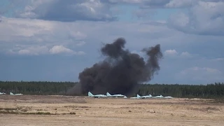 Авиадартс-2015, Рязань. Сброс бомбы с самолёта Ту-22М3. Взрыв бомбы.