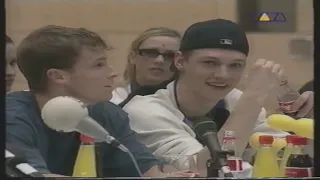 Basketball Match zwischen Backstreet Boys (BSB) und N*SYNC 1997 in Berlin Germany