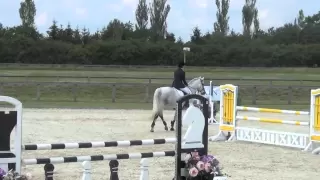 horrific show jumping fall