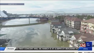 Army Corps Of Engineers Watching Mississippi Flood Stages