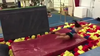 PAINFUL GYMNASTICS FAILS!! (MUST WATCH)