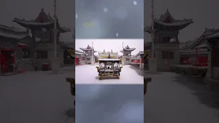 Beautiful Xizhou ancient town covered in snow