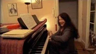 Argerich plays Schumann Fantasiestucke op. 12 PART 3