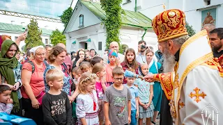 Митрополит Онуфрій очолив престольне свято Флорівського монастиря та благословив дітей на навчання