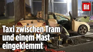 Straßenbahn reißt Taxi in zwei Stücke | Schwerer Unfall in Berlin