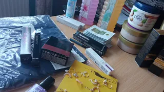 Заказ Эйвон каталог август/Avon Latvija 😍🥰женский хлопковый джемпер/ красивые сережки