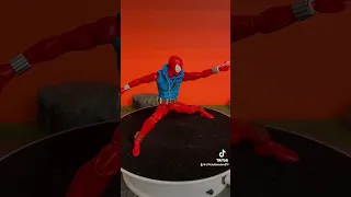 Mafex SCARLET SPIDER Action Figure Quick Look