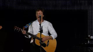 Paul McCartney - Love Me Do - Philadelphia 07-12-2016