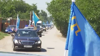 Автопробег в честь крымскотатарского флага