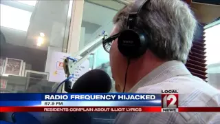Pirate radio station prompts residents to call the feds