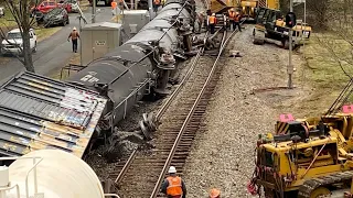 Officials: Train derails in Bartow County