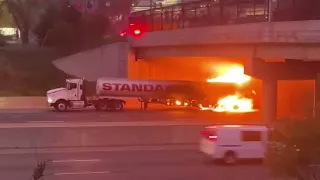 Tractor trailer fire closes I-95 in Norwalk