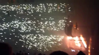 The 1975 - Medicine (Clip)(HD)(Live @ The O2, London. 16/12/2016) medicine