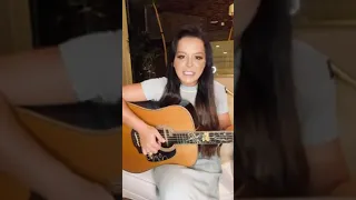 Maraisa cantando - Facas Voz e Violão 2021