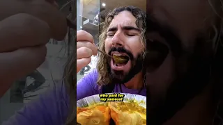 Brent Timm eats best samosa in Lahore, Pakistan