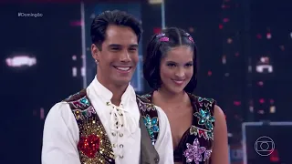 Micael Borges e Nathalia Ramos se apresentam no ritmo pisadinha na dança dos famosos | Domingão