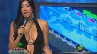 SEXY AND FUNNY NEWS FAILS OF AUGUST 2016 - HILARIOUS NEWS BLOOPERS