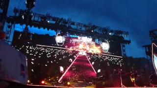 Coldplay - Hymn for the Weekend and Fix You live @ Olympiastadion Munich 2017