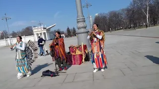Индейцы на ВДНХ *Танцуют Все*