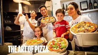 Mario Lopez learns to make Napoletana Pizza!