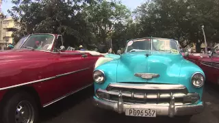 Descapotables en la Habana . Old Cars in Havana, luxury and Tourism.
