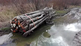 ПЕРЕВЕРНУВ ФІРУ ДРОВ