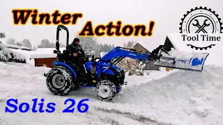 Solis 26 Winter Action!  Kleintraktor beim Winterdienst, voll hydraulisches Schneeschild im Einsatz