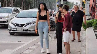 Funny reaction: Why she stopped smiling when saw me filming her😂 Arrogant beautiful top Bangkok girl