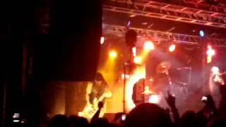 KoRn - Here To Stay (clip) - Live Belfast Mandela Hall 31-03-2012