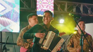 DONNIE YAIPÉN - EL MACHO / SOLEDAD (En Vivo)