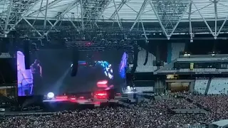Muse - Pray (London Stadium 01/06/2019)