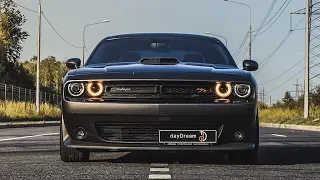 DODGE CHALLENGER R/T  - ЭТА МАШИНА ЕЩЕ ЗЛЕЕ, ЧЕМ КАЖЕТСЯ..! САМЫЕ БЕЗУМНЫЕ 492 СИЛЫ!