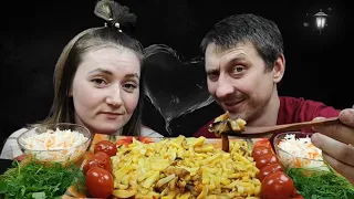 МУКБАНГ ЖАРЕНАЯ КАРТОШКА С КВАШЕНОЙ КАПУСТОЙ | MUKBANG FRIED POTATOES WITH SAUERKRAUT #мукбанг