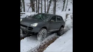 Porsche Cayenne on 35s Snow Off Road