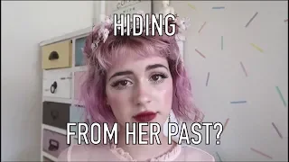 Is Simply_Kenna Hiding from her Past?