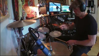 CRAZY BALDHEAD RUNNING AWAY DRUM VIDEO by REGGAE DRUMMER STEADY FREDDY PONCIN for  MO ALI