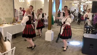 Dans Unguresc la nunta- Ansamblul Doinita - Hungarian Traditional Dance - Csardas (Folklore & Monti)