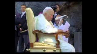 14 Aout 2004 - LOURDES -  Jean-Paul II