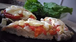 Горячее мясное блюдо на праздничный стол.