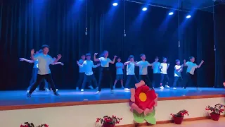 Better when I m dancing by Meghan Trainor - AJ Grade 4 School Day Performance