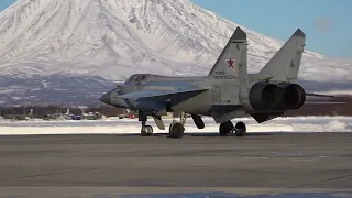 Красивейшие кадры вылетов Миг-31. Камчатка и сопровождение Ил-38. Оригинальный звук