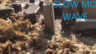 Slow Mo wave