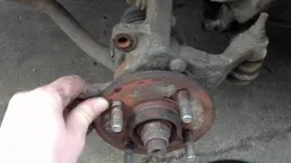 Bad Wheel Bearing on a Saturn