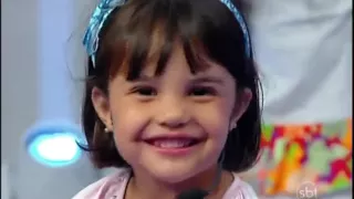 Isabella  Canta Sonhos Pra Quem Quiser no Programa Raul Gil - Eu e as Crianças