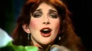 kate bush - wuthering heights - totp - 2nd march 1978