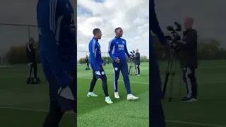 WATCH - PATSON DAKA in training goofing around with YOURI TIELESMAN at Leicester City