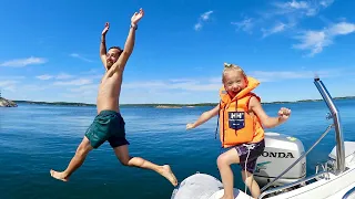 Harry push daddy in the water! Strong emotions when a family member is missing VLOG