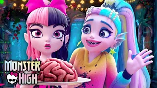 Kommt Draculauras Hexen-Geheimnis ans Licht? | Die neue Monster High Animationsserie