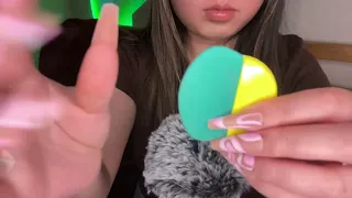 ASMR| Green items Tapping and Scratching 💚🧚🏼☘️Color Series